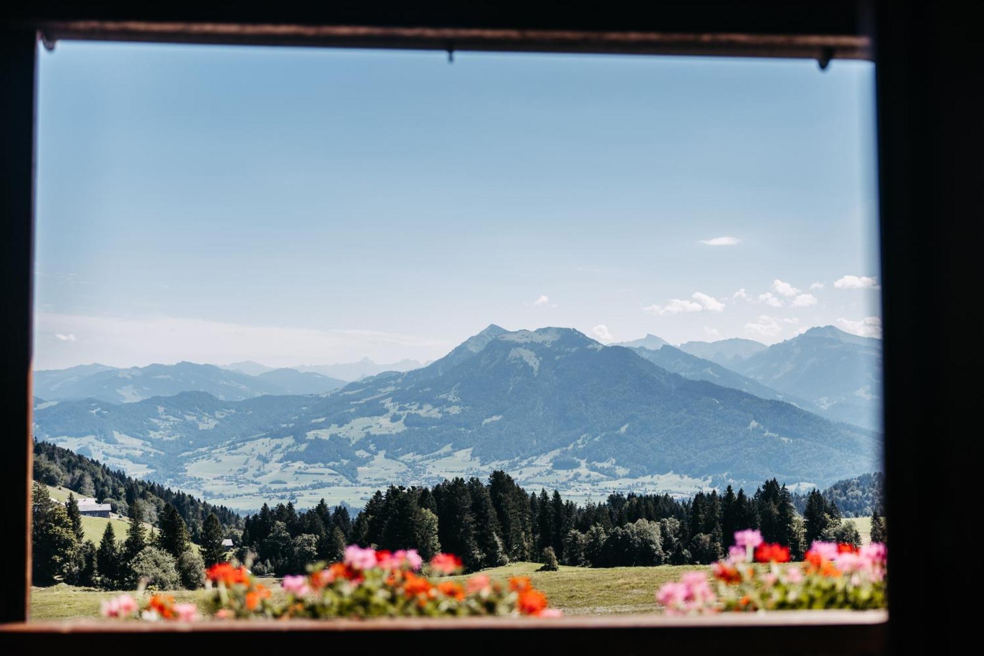 Hotel Marvia Schwarzenberg im Bregenzerwald Exterior foto